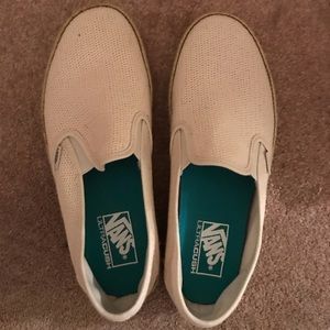 Vans. Women’s ultracush